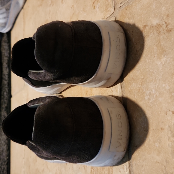 VINCE dark brown suede slip on sneakers - Picture 3 of 9